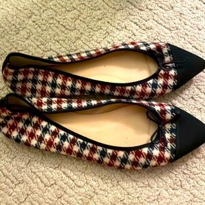 J.crew size 8 plaid flats